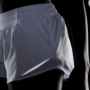 Lululemon Hotty Hot Low-Rise Lined Short 2.5” size 12, Great Condition!